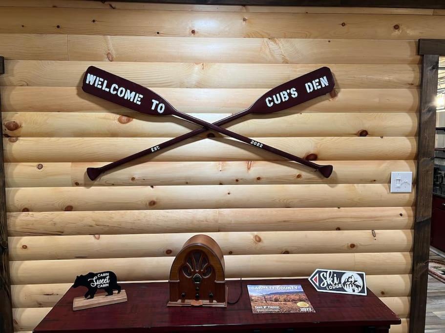 Cubs Den - Hot Tub- Walk To Lake- Fire Pit - Kayaks Oakland Екстериор снимка