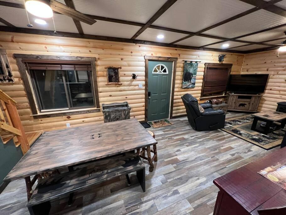 Cubs Den - Hot Tub- Walk To Lake- Fire Pit - Kayaks Oakland Екстериор снимка